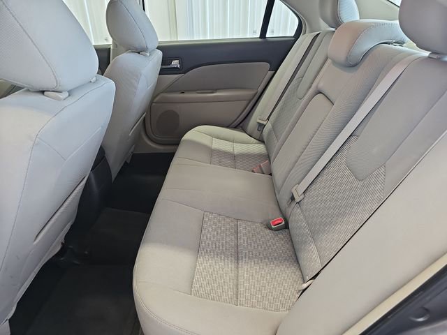 Used 2011 Ford Fusion SE FWD image 21