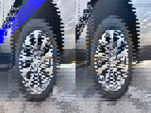 New 2025 Chevrolet Suburban Premier w/ Sun And Tow Package image 34