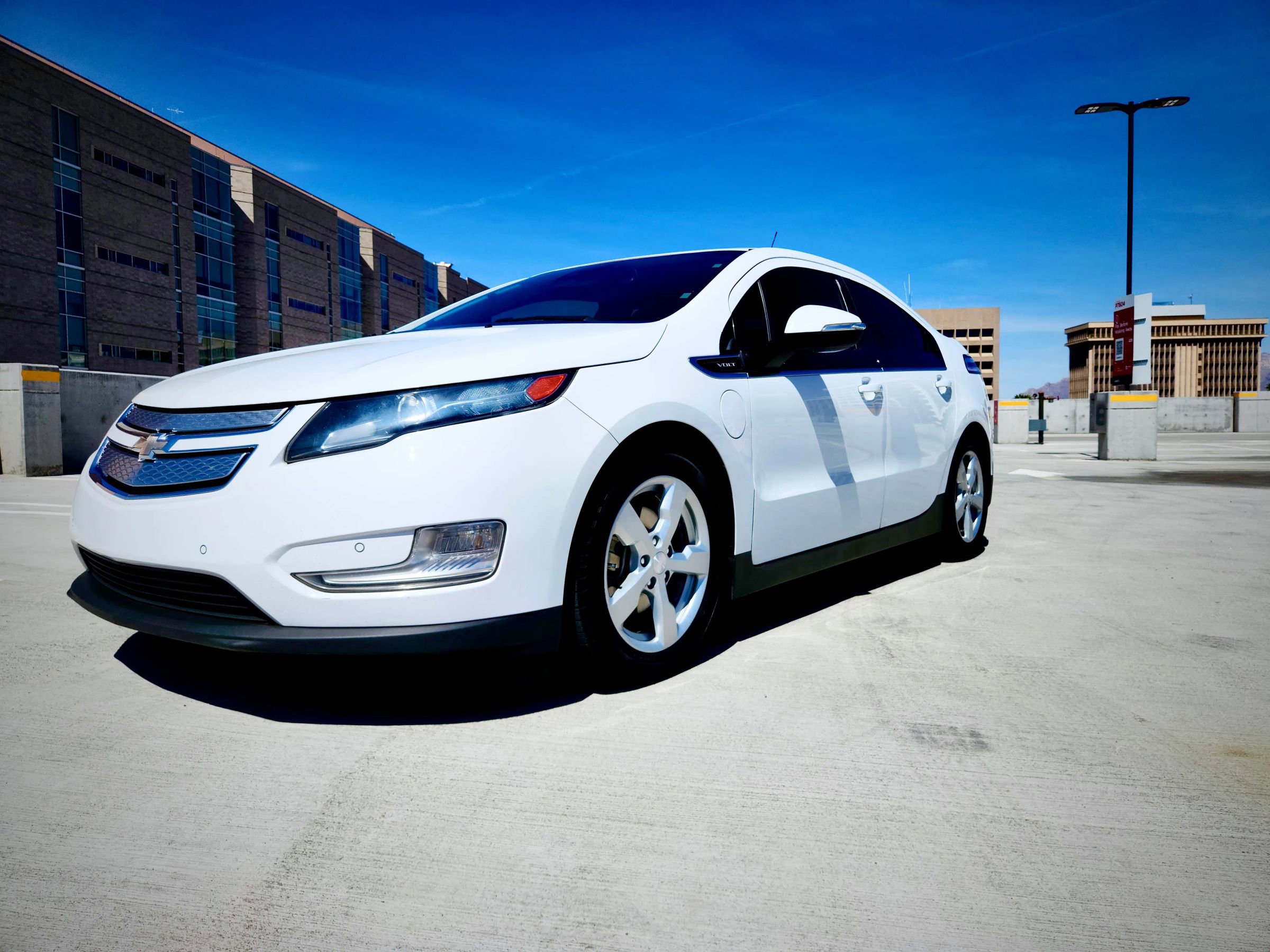 Used 2013 Chevrolet Volt Premium w/ Premium Trim Package image 1