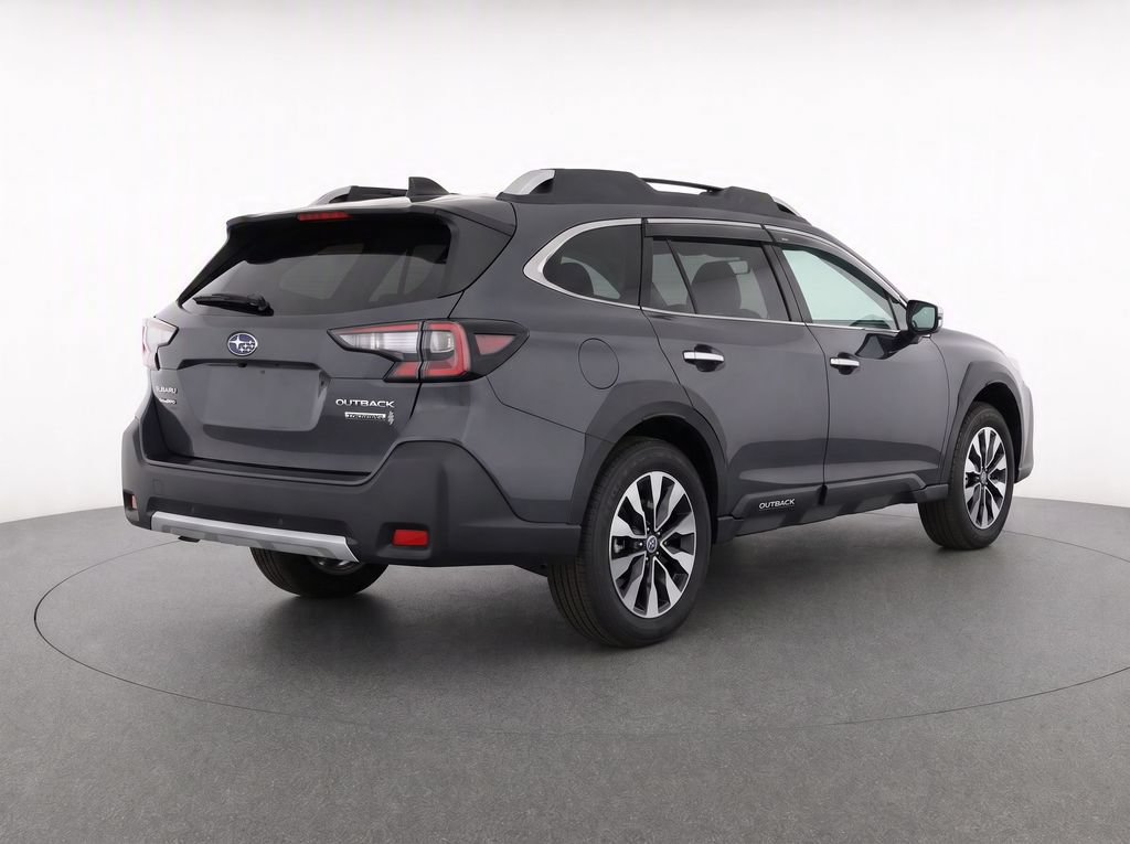 Used 2024 Subaru Outback Touring AWD/4WD image 4