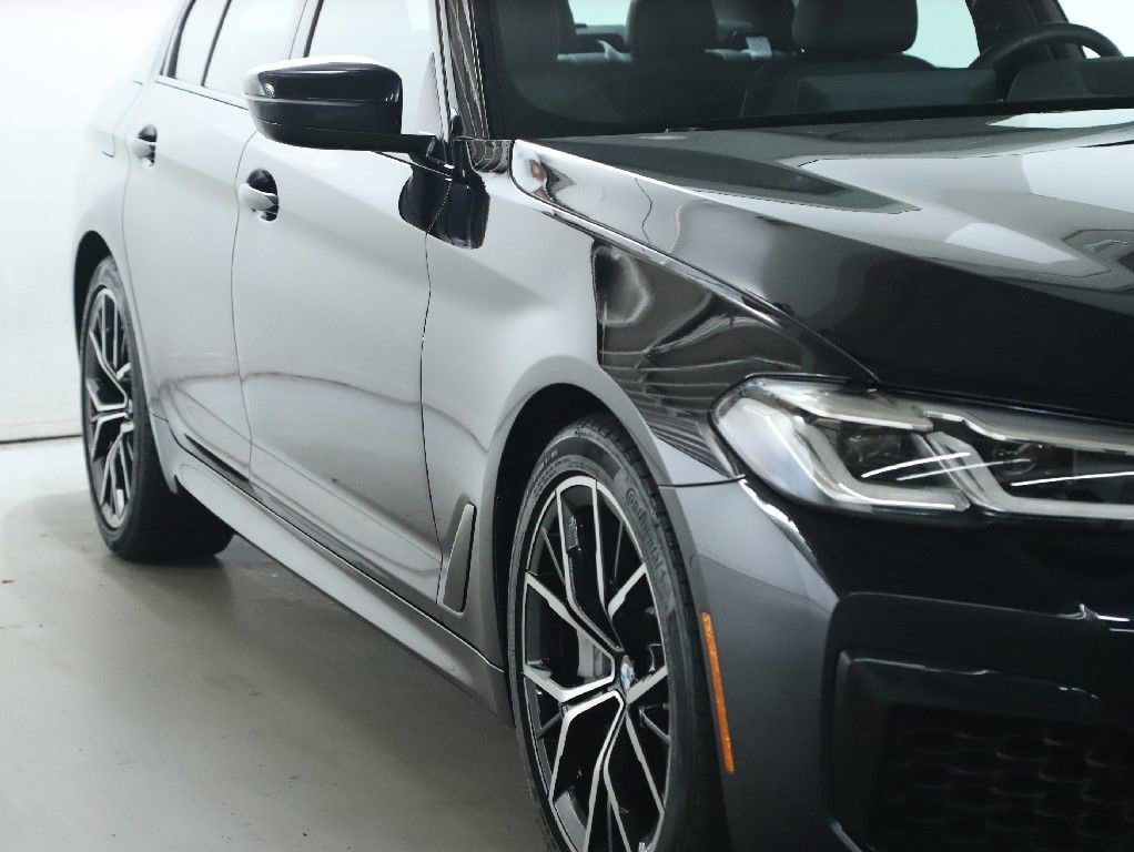 Certified 2022 BMW 540i xDrive w/ M Sport Package image 9