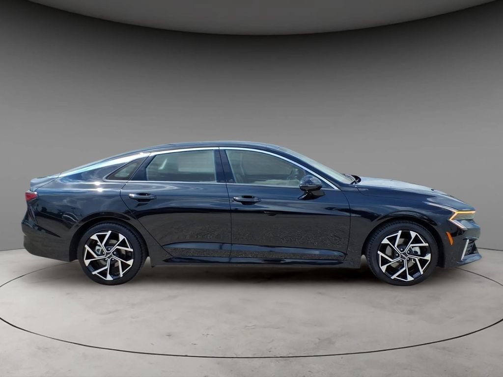 Used 2025 Kia K5 EX FWD image 10