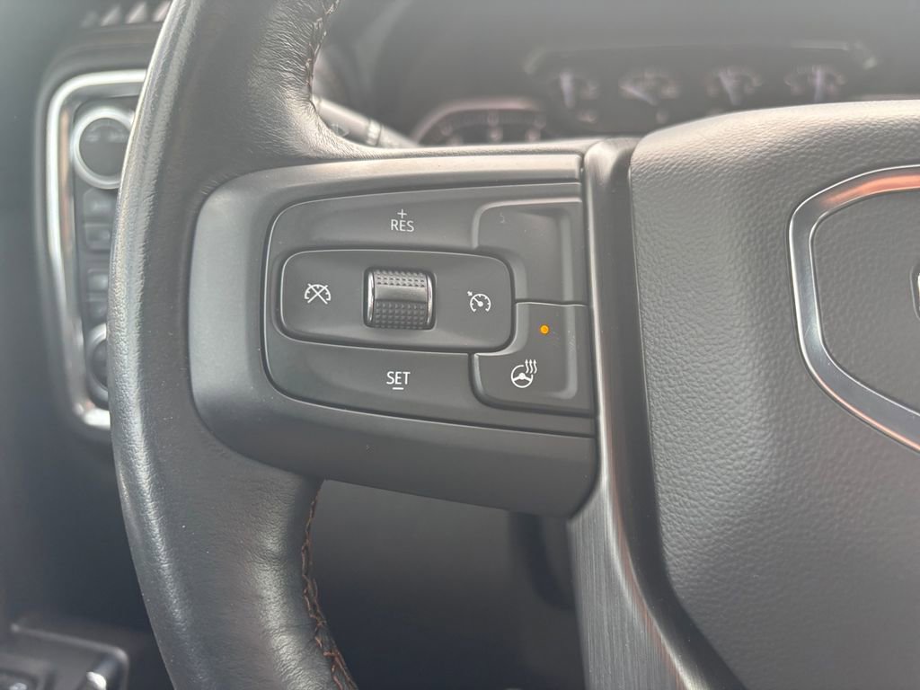 Used 2022 GMC Sierra 3500 AT4 w/ AT4 Preferred Package image 18