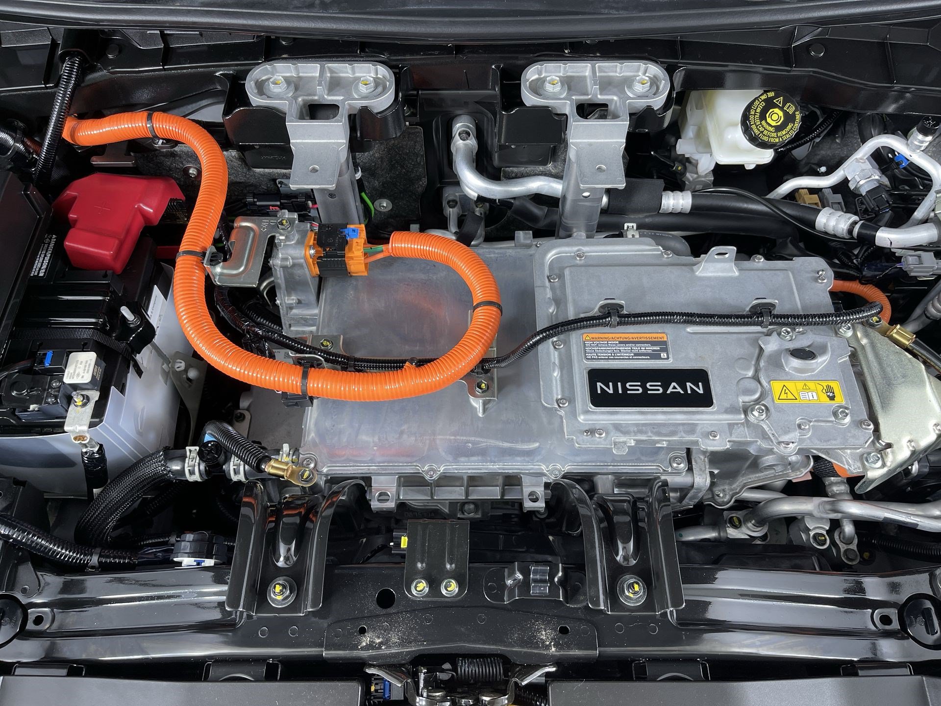 Certified 2024 Nissan Ariya AWD image 28