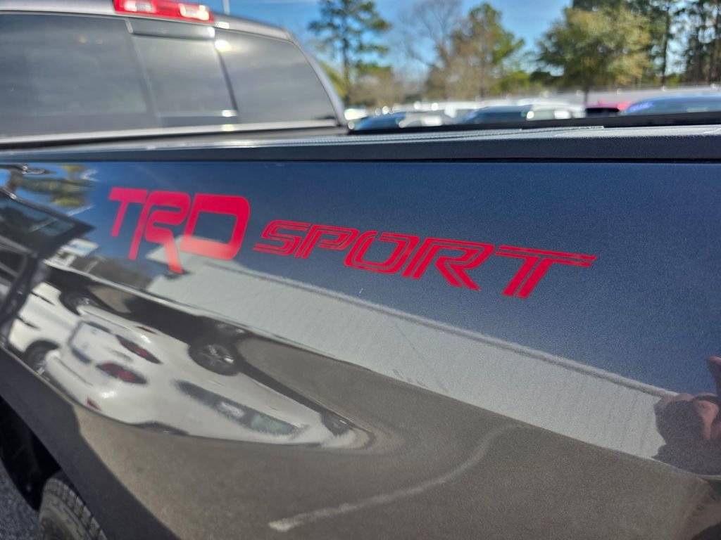 Used 2017 Toyota Tundra SR5 w/ SR5 Upgrade Package image 19