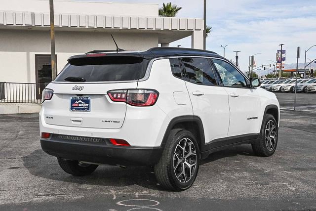 Used 2025 Jeep Compass Limited image 8
