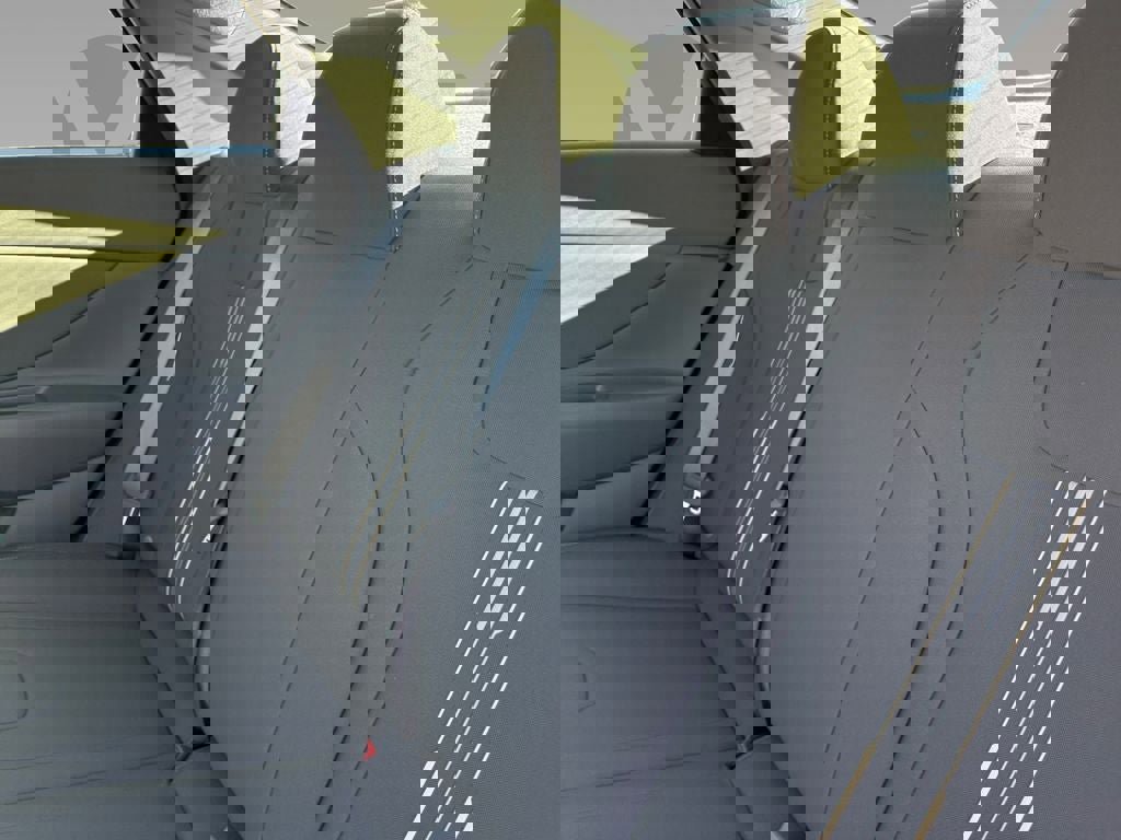 New 2026 Hyundai Elantra Sport image 4