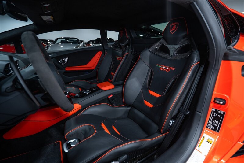 Used 2021 Lamborghini Huracan EVO AWD/4WD image 20