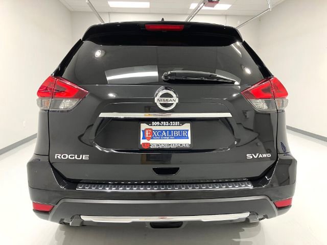 Used 2018 Nissan Rogue SV image 14