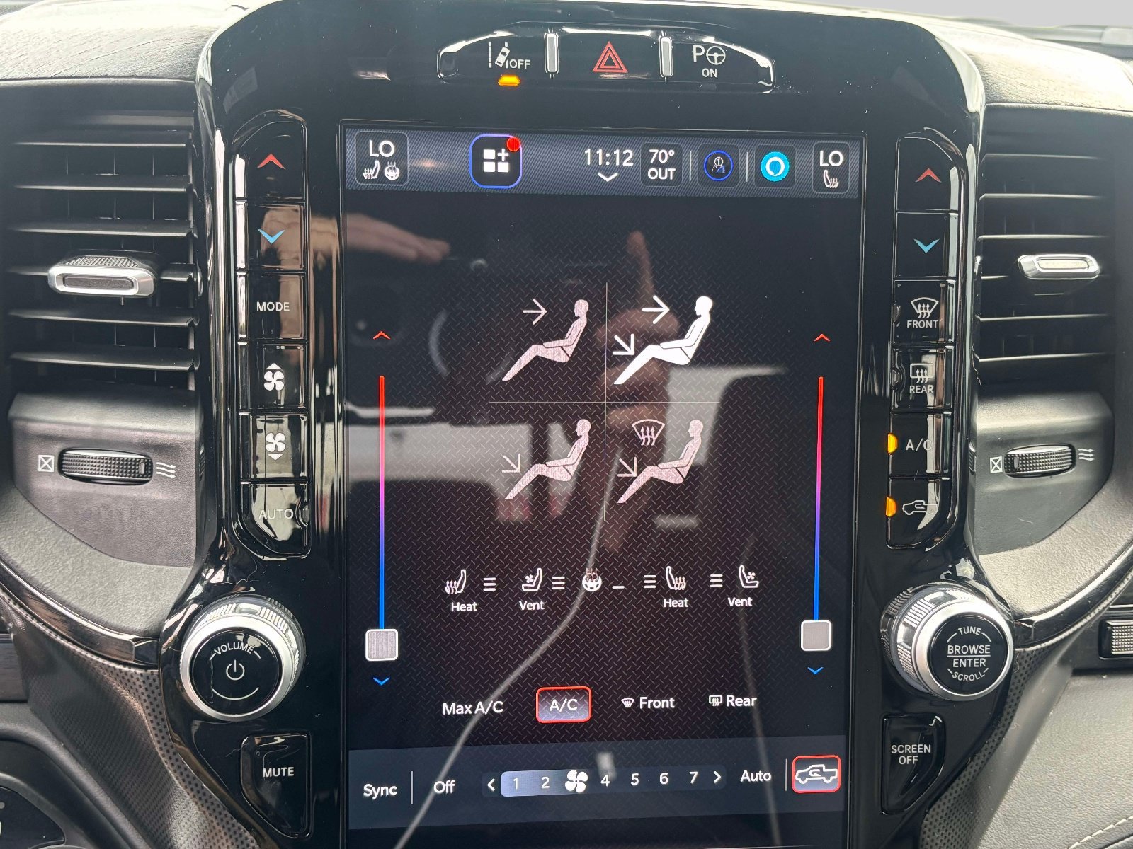 Certified 2024 RAM 1500 Limited AWD/4WD image 25