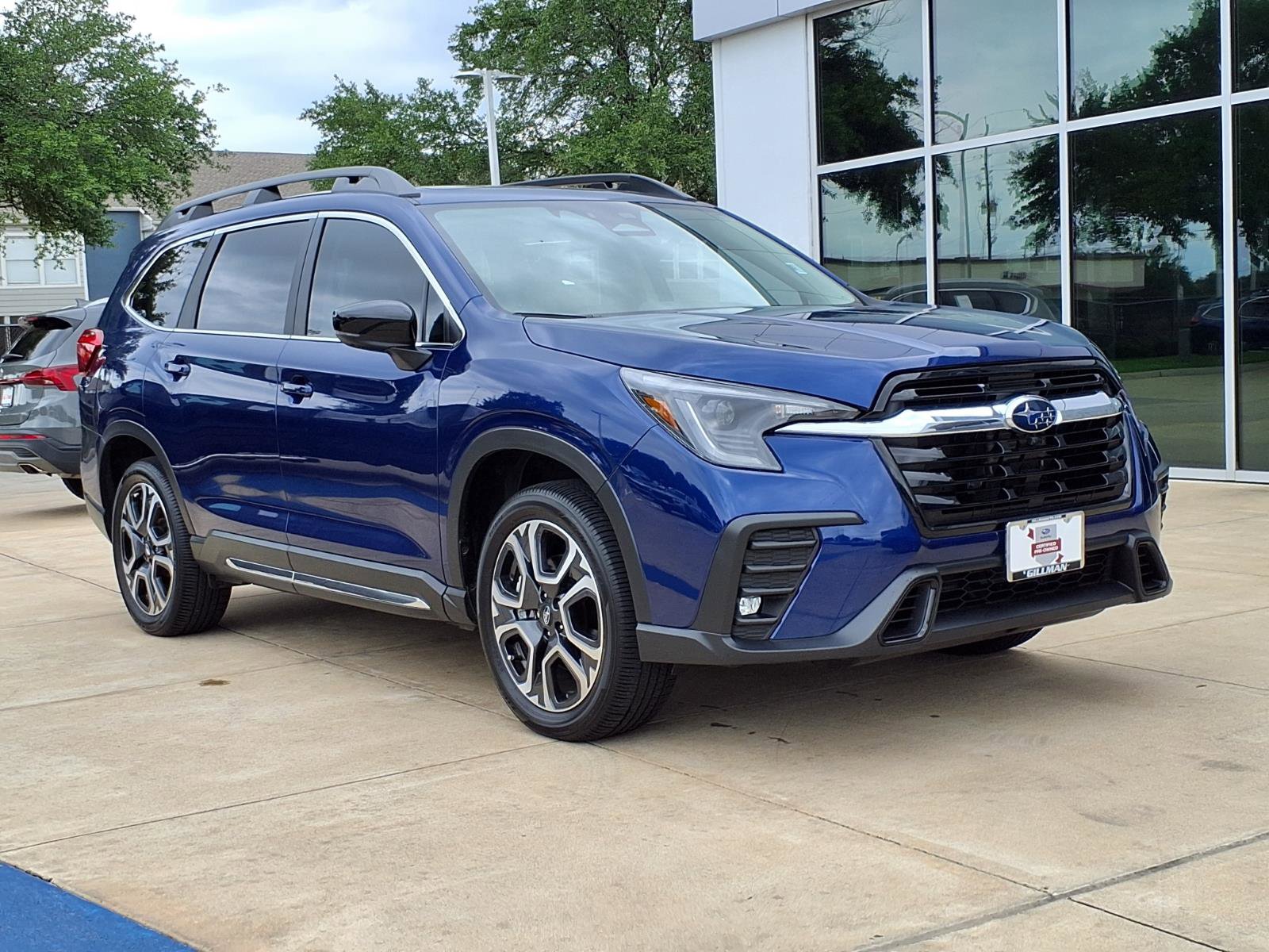 Certified 2026 Subaru Ascent Limited AWD/4WD image 2