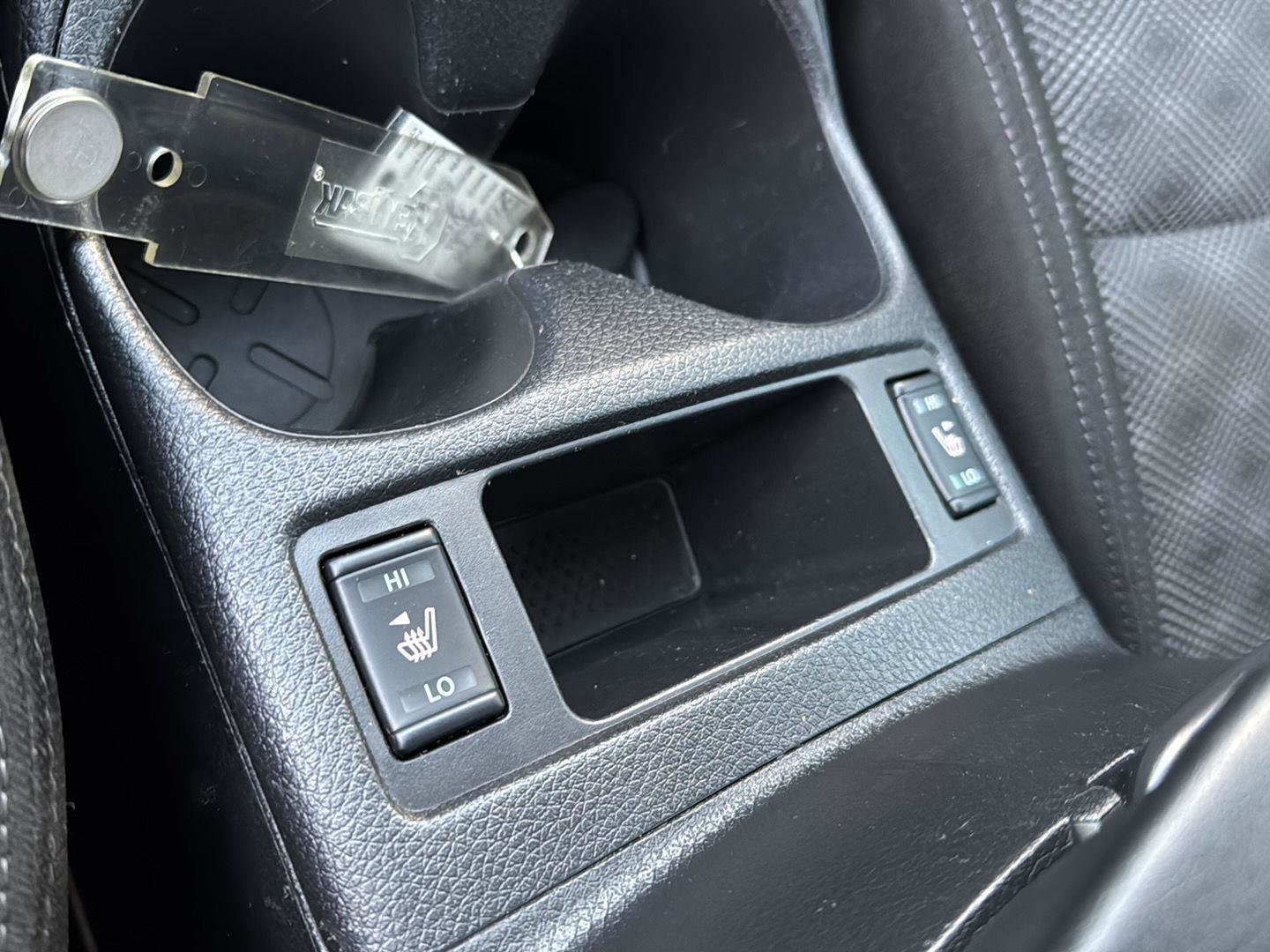 Used 2021 Nissan Rogue Sport SV image 25