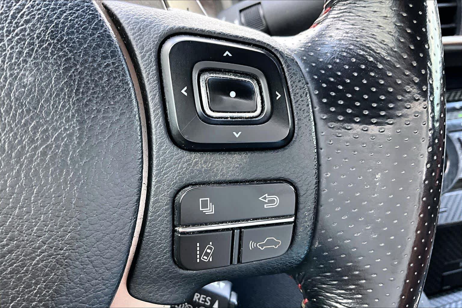 Used 2017 Lexus IS 200t F Sport w/ F Sport Package RWD image 25