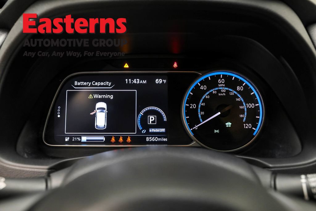 Used 2023 Nissan Leaf S image 18