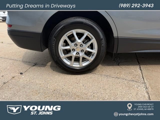 Used 2024 Chevrolet Equinox LT FWD image 12