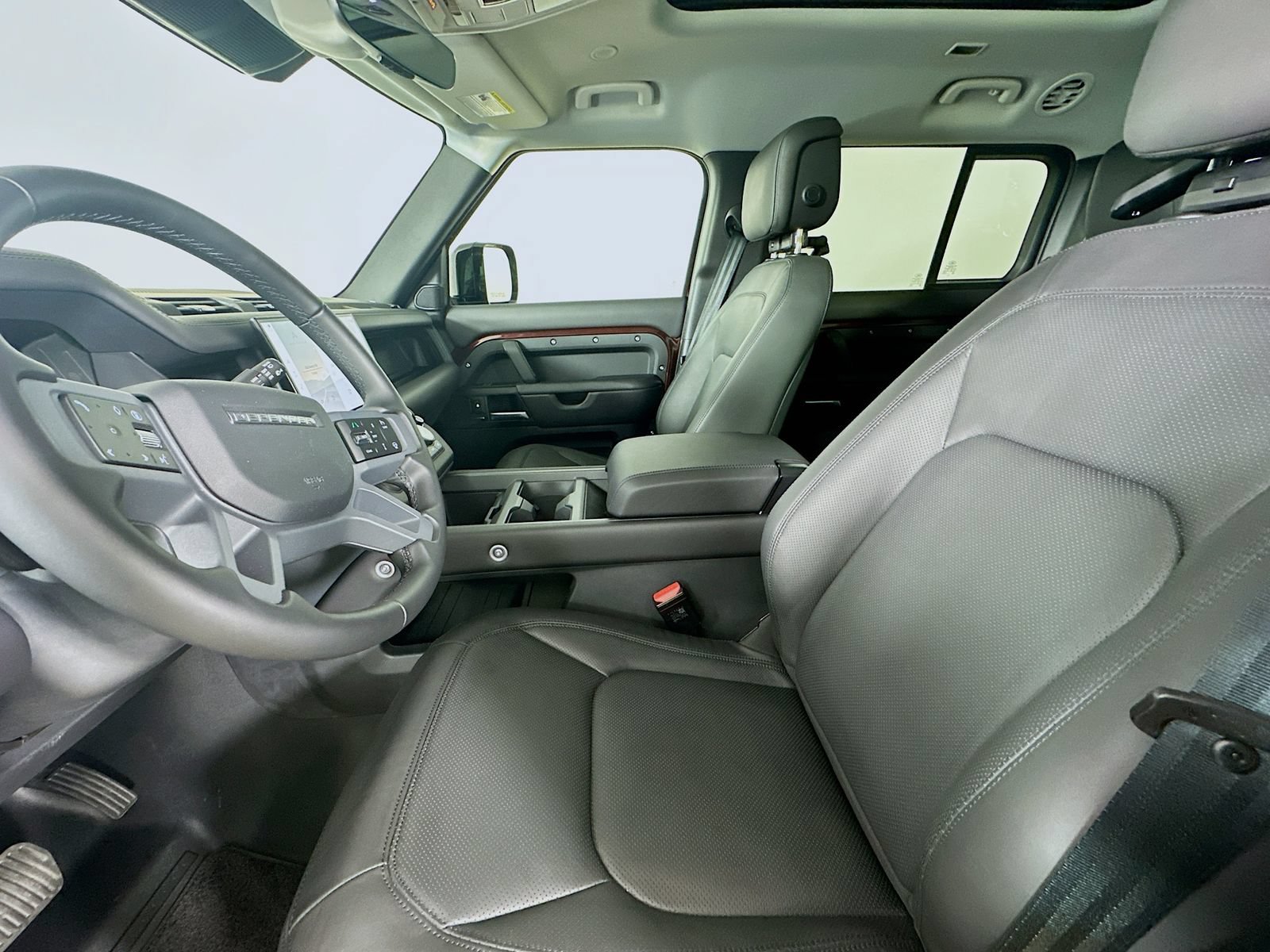 New 2025 Land Rover Defender 130 S AWD/4WD image 28