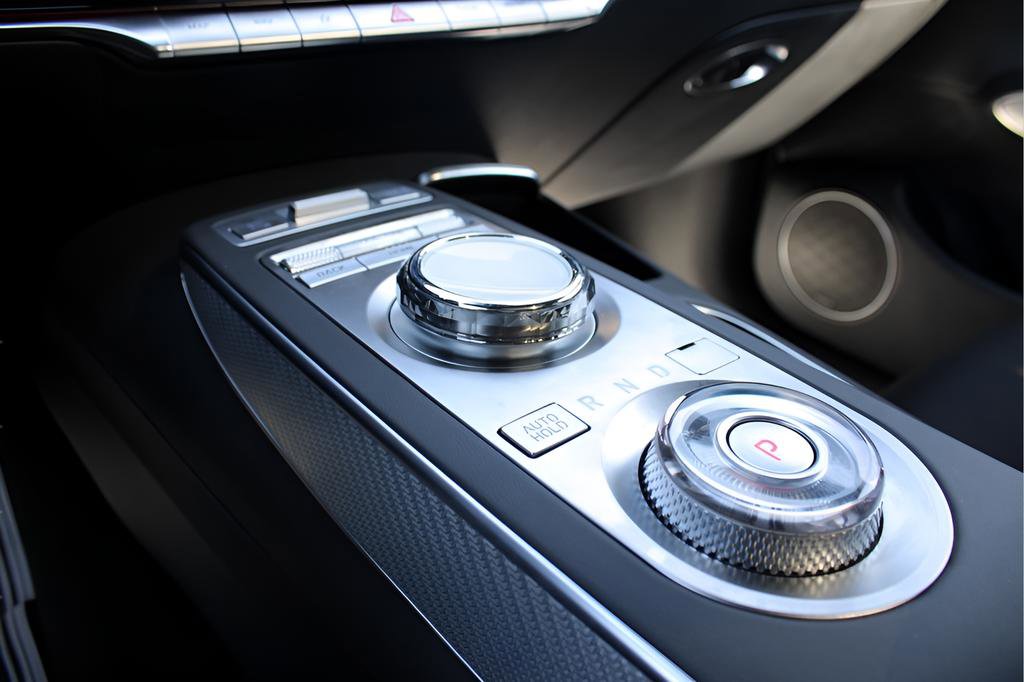 Used 2024 Genesis GV70 2.5T w/ Sport Prestige Package AWD/4WD image 23