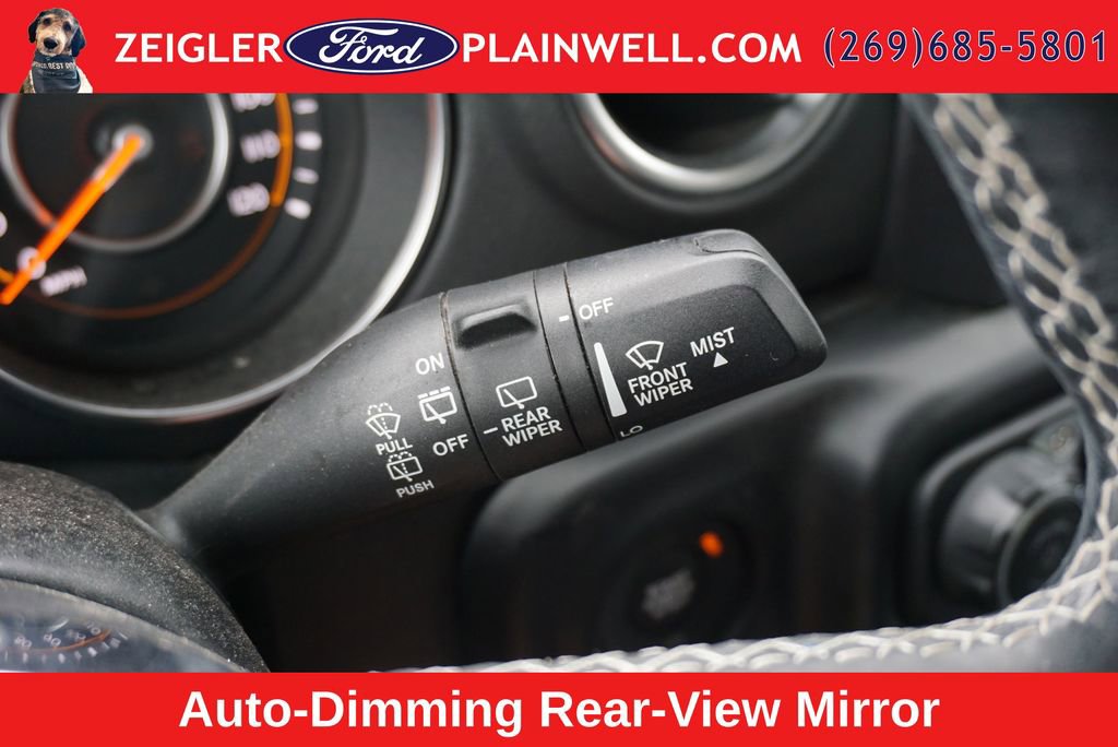 Used 2020 Jeep Wrangler Unlimited Sahara w/ Dual Top Group AWD/4WD image 24