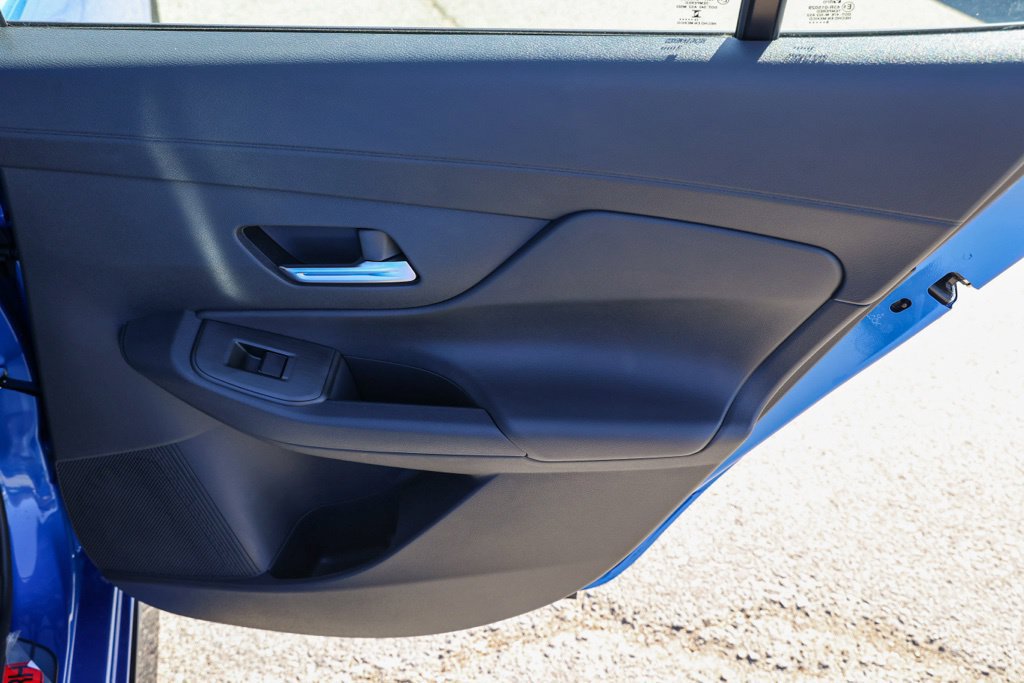 New 2027 Nissan Sentra SR FWD image 19
