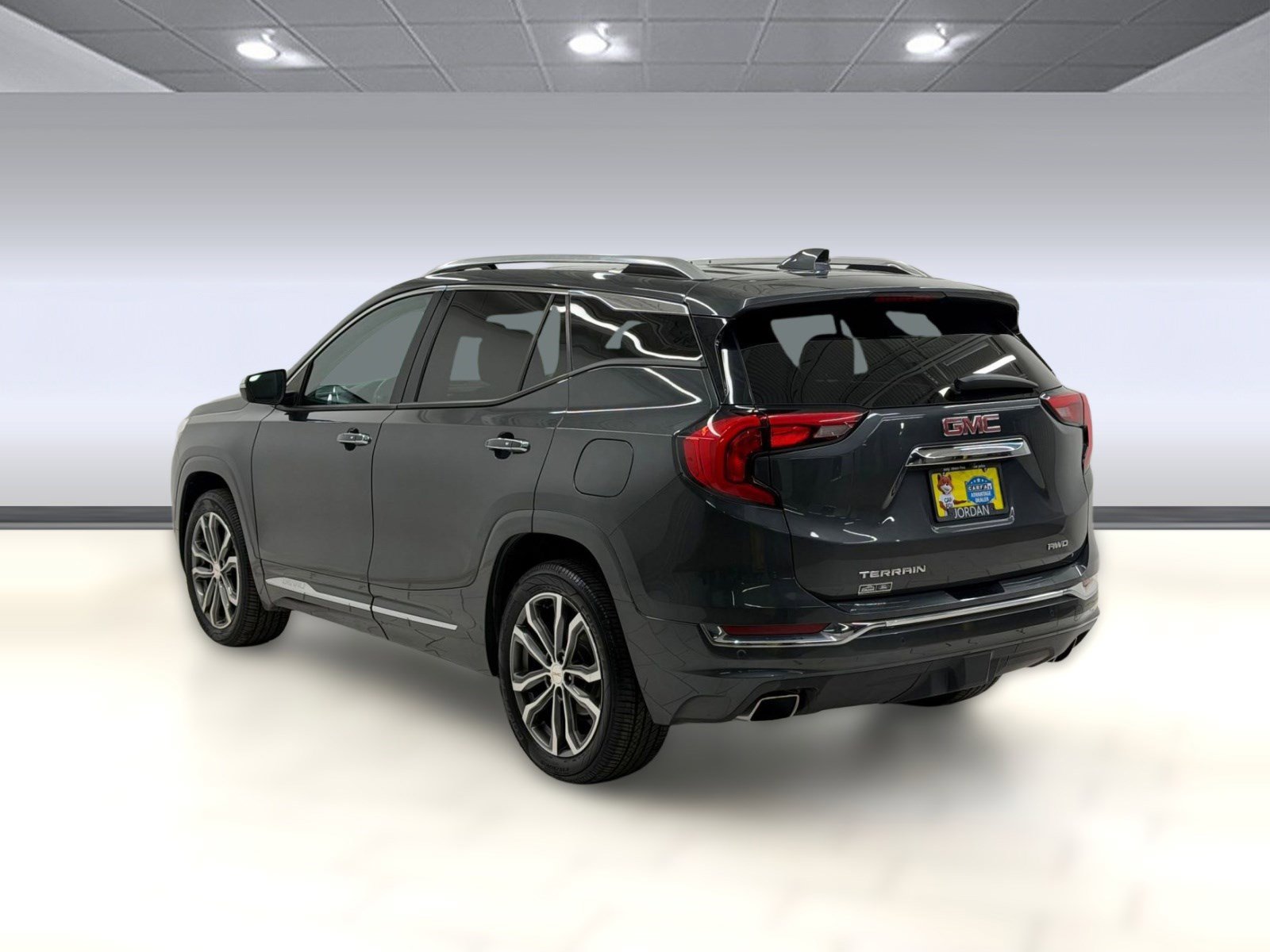 Used 2018 GMC Terrain Denali w/ Advanced Safety Package AWD/4WD image 2