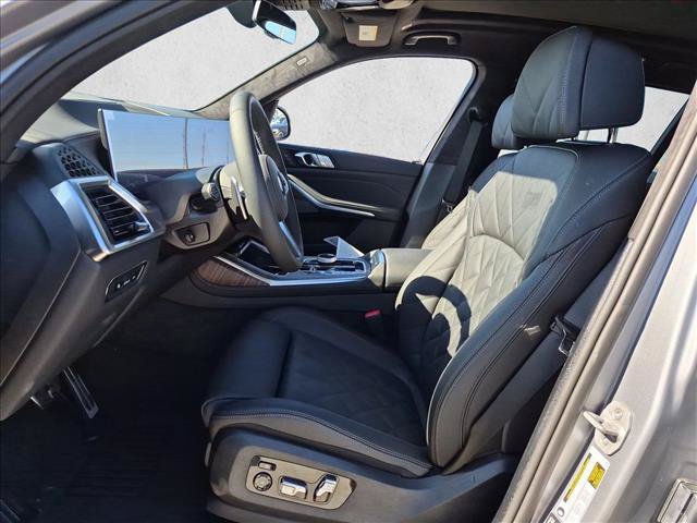 New 2027 BMW X7 xDrive40i w/ M Sport Package AWD/4WD image 4