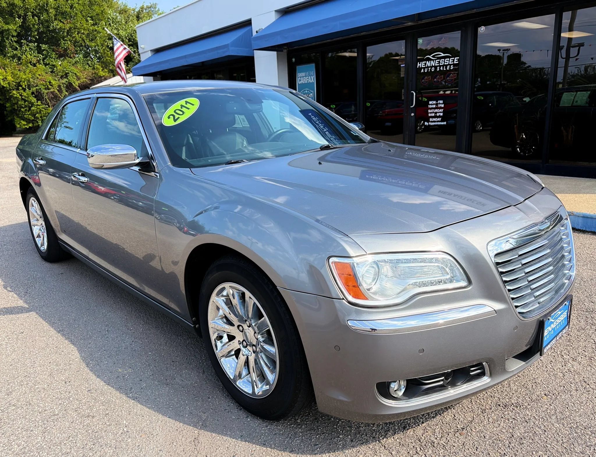 Used 2011 Chrysler 300 Limited RWD image 13