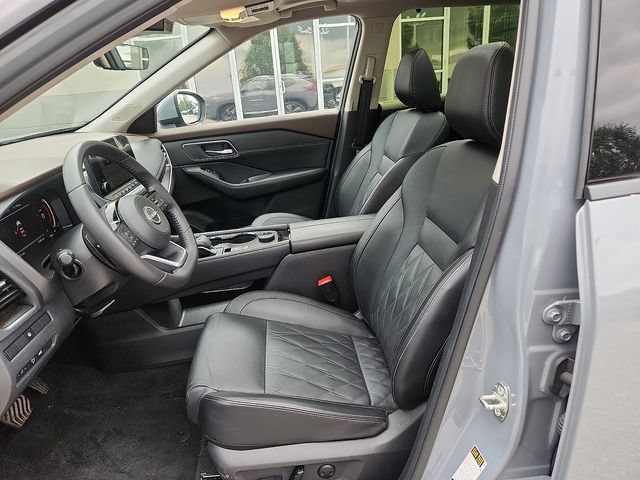 Used 2023 Nissan Rogue Platinum AWD/4WD image 13
