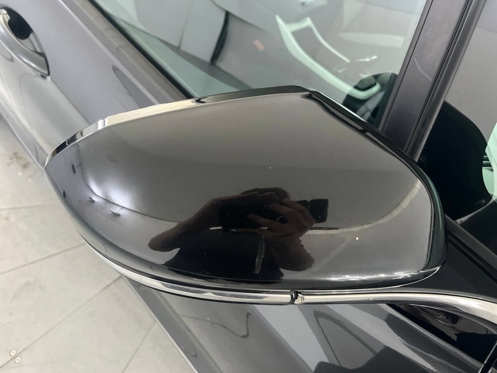 Used 2020 Chevrolet Bolt LT FWD image 49