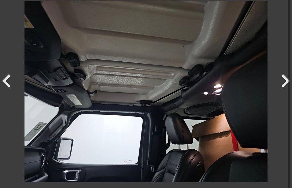 Used 2021 Jeep Wrangler Unlimited Sahara w/ Dual Top Group image 13