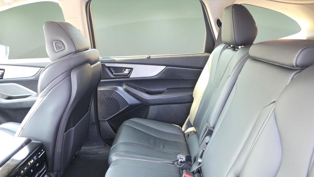 Used 2023 Acura MDX SH-AWD w/ Technology Package image 26