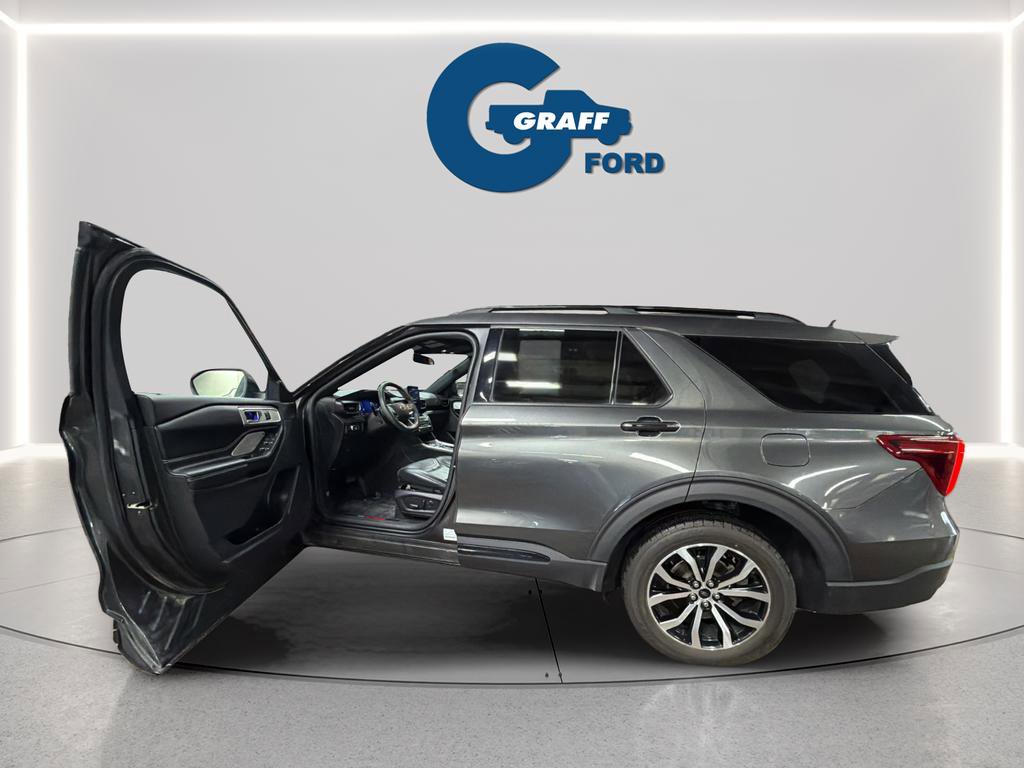 Used 2020 Ford Explorer ST w/ Premium Technology Package image 17