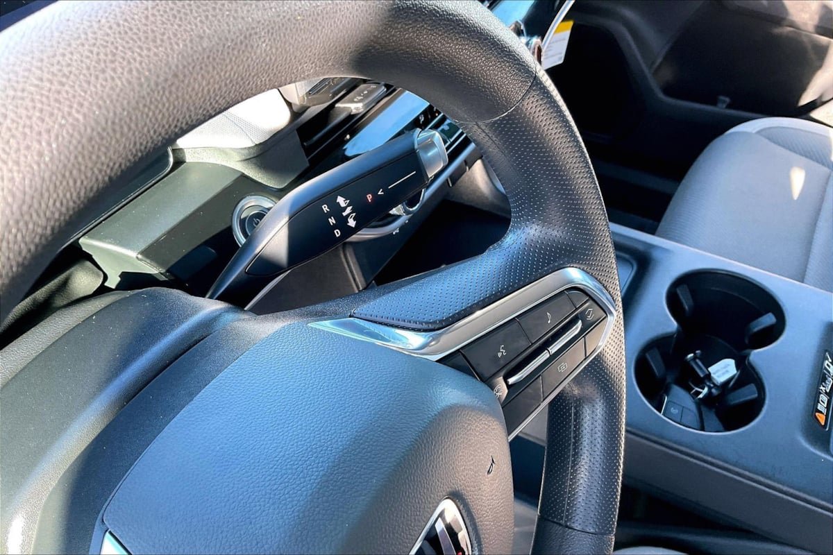 Used 2024 Honda Prologue EX image 13