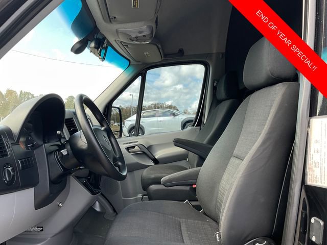 Used 2016 Mercedes-Benz Sprinter 2500 image 10