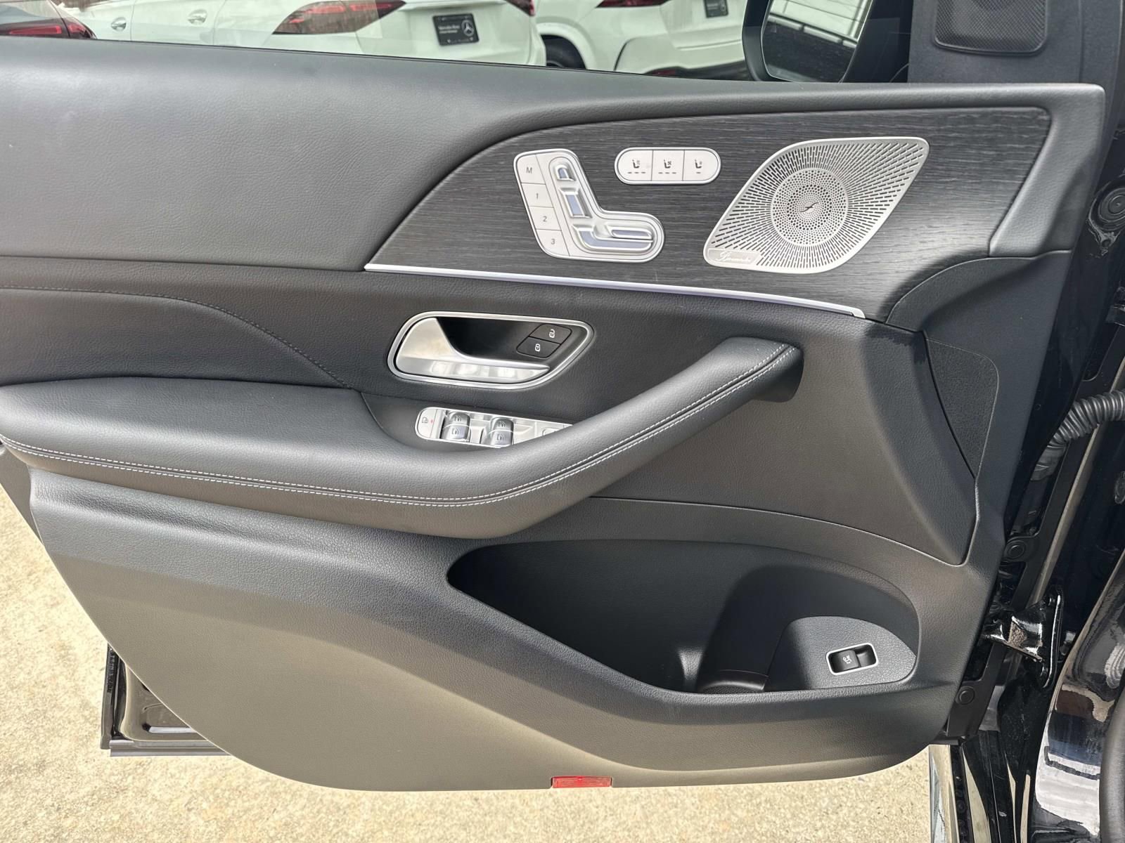 Used 2025 Mercedes-Benz GLE 350 4MATIC image 19