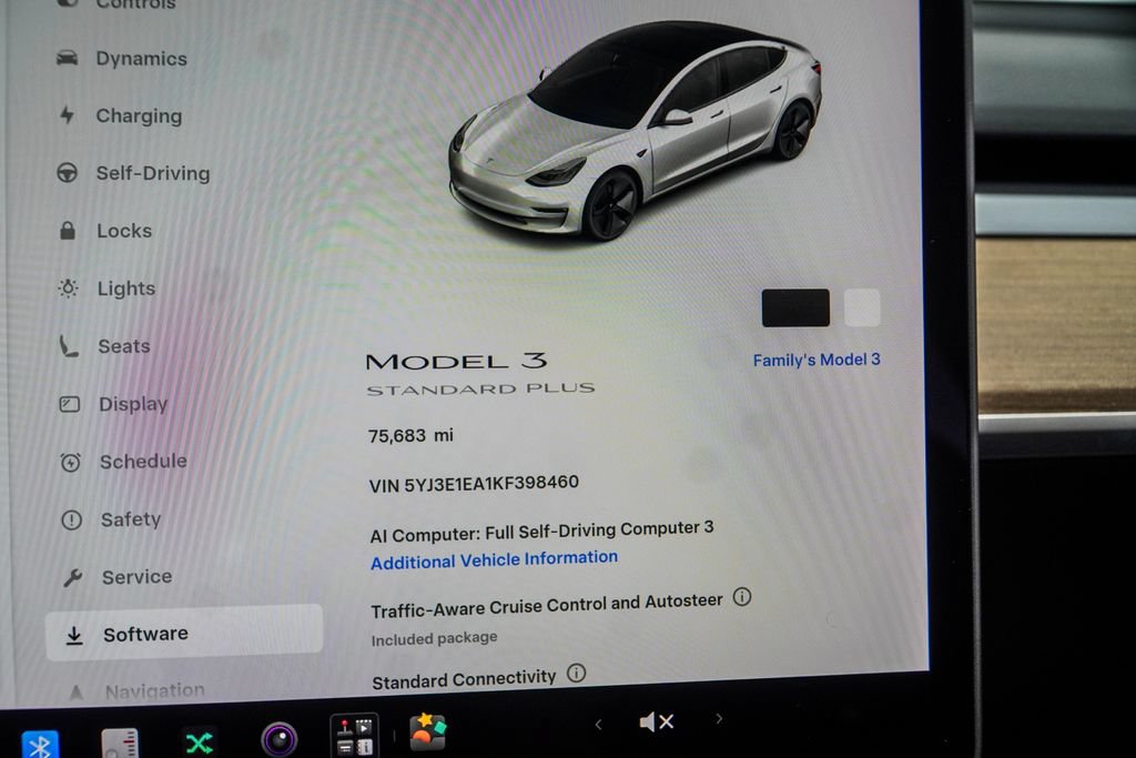 Used 2019 Tesla Model 3 Mid Range RWD image 27