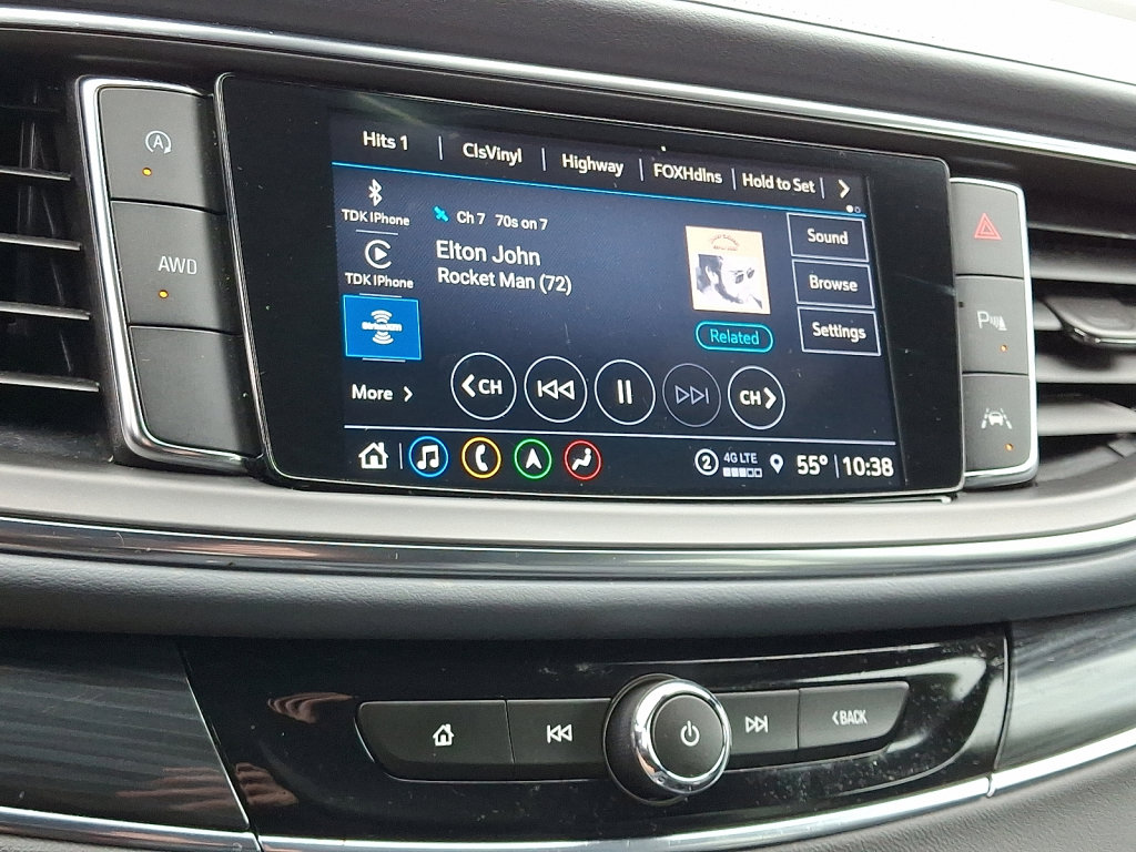 Used 2024 Buick Enclave Premium image 28