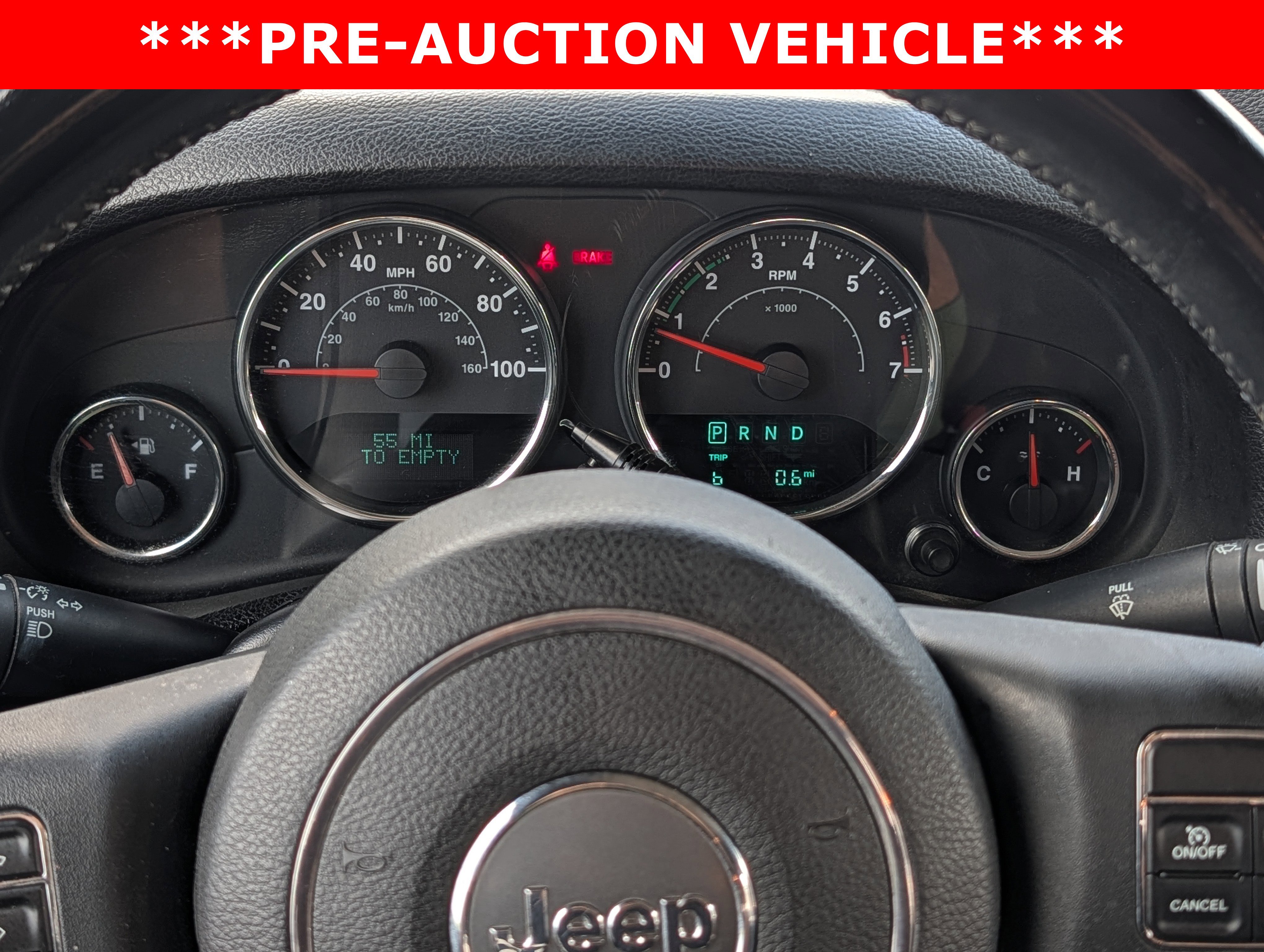 Used 2015 Jeep Wrangler Unlimited Sport w/ Connectivity Group image 27