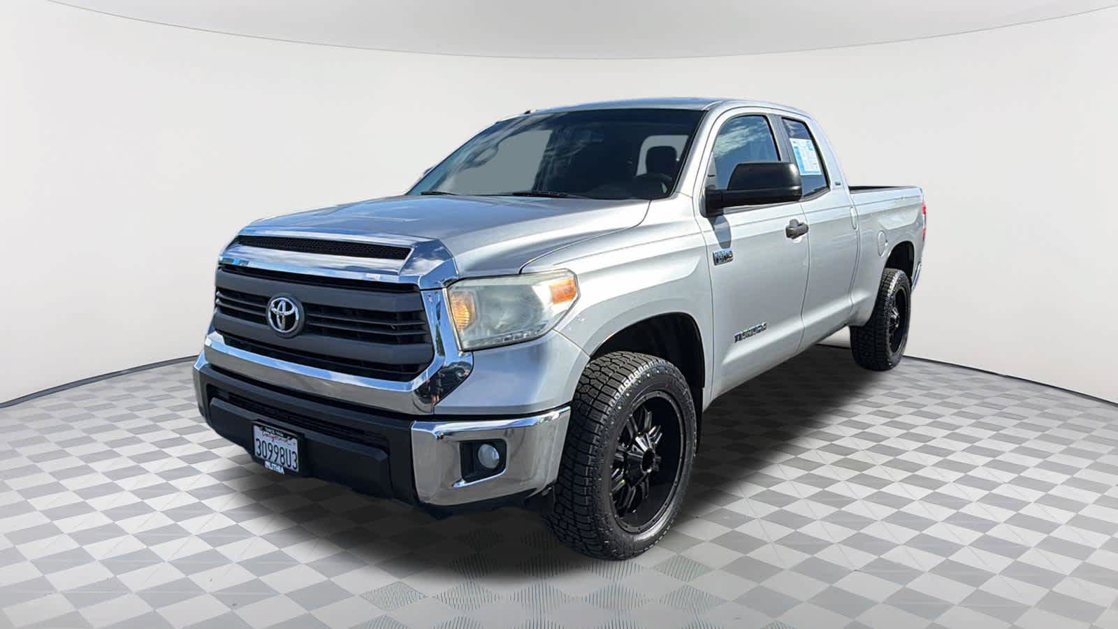 Used 2014 Toyota Tundra SR5 w/ SR5 Upgrade Package