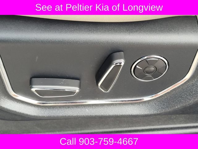 Used 2019 Ford Expedition Platinum RWD image 19