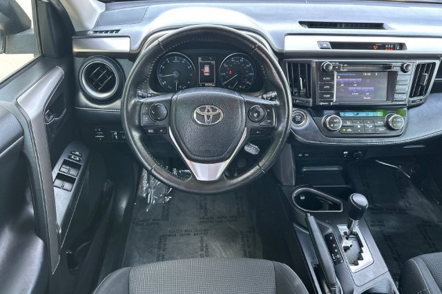 Certified 2018 Toyota RAV4 XLE FWD image 18