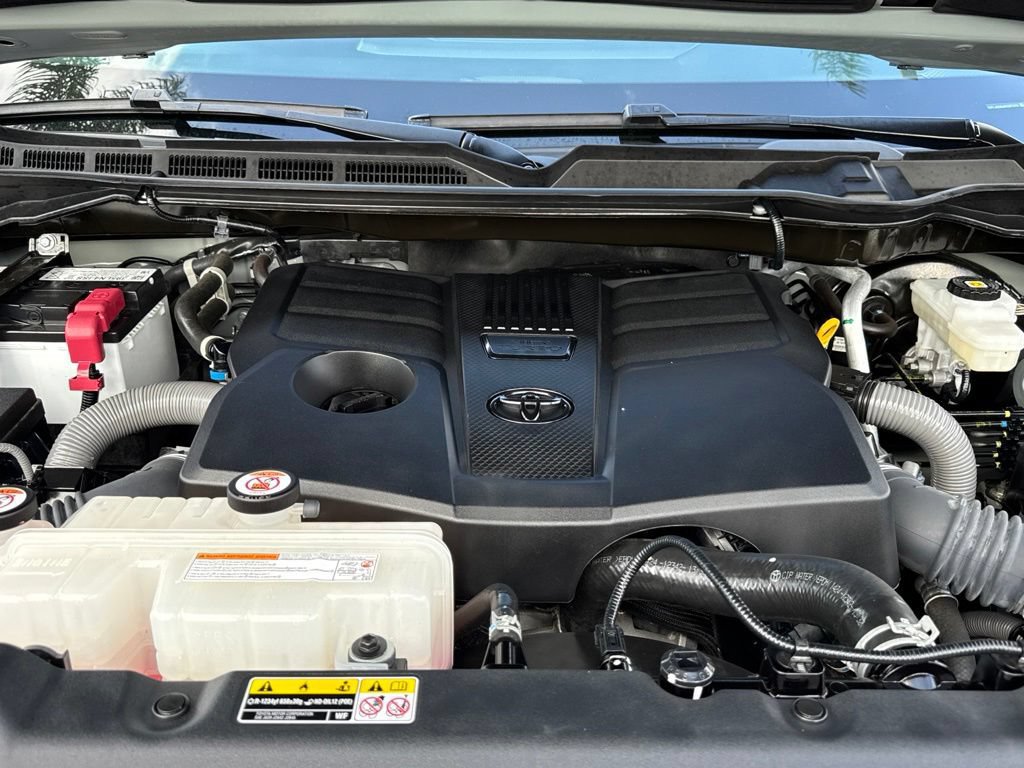 Used 2024 Toyota Tundra SR5 w/ SR5 Convenience Package AWD/4WD image 30