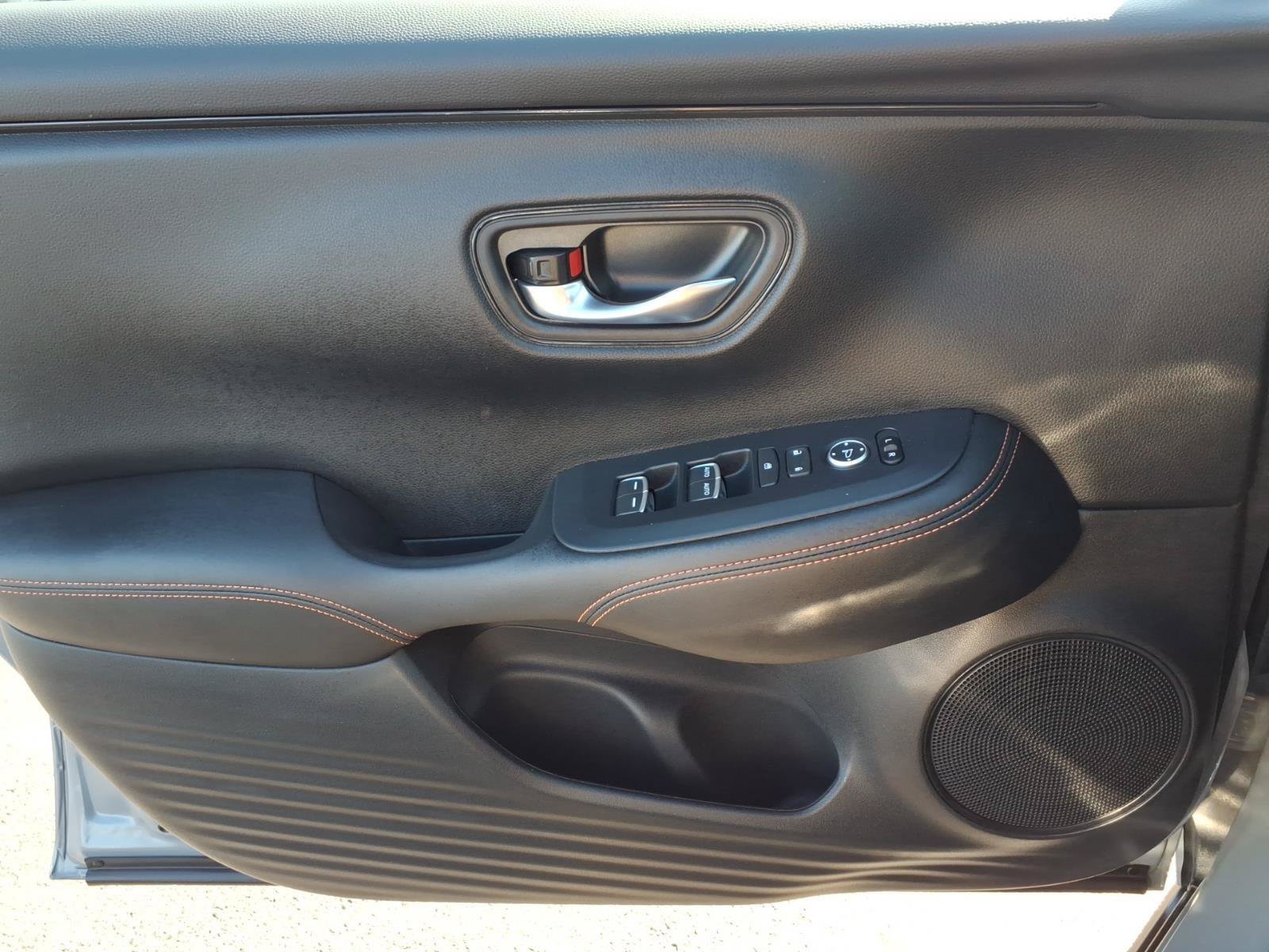 Used 2024 Honda HR-V Sport image 23
