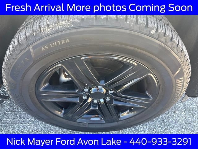 Used 2020 Ford Expedition XLT w/ Equipment Group 202A AWD/4WD image 16