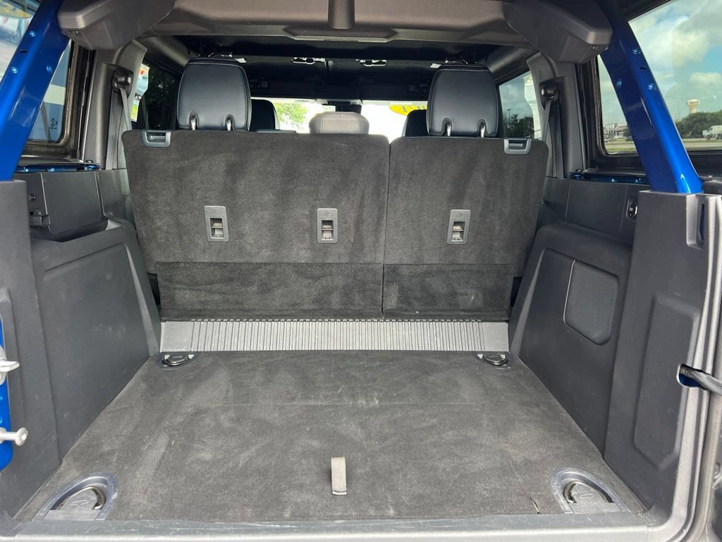 Used 2021 Ford Bronco First Edition AWD/4WD image 17