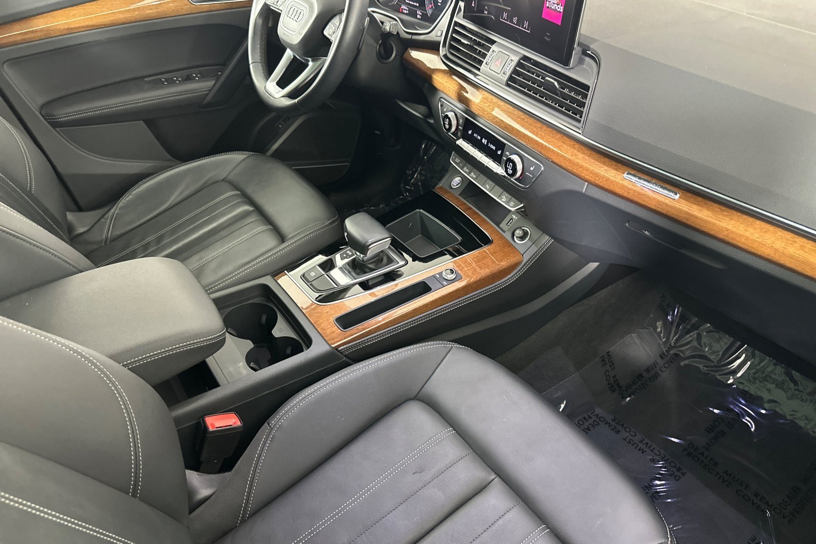 Used 2023 Audi Q5 2.0T Premium Plus w/ Premium Plus Package AWD/4WD image 15