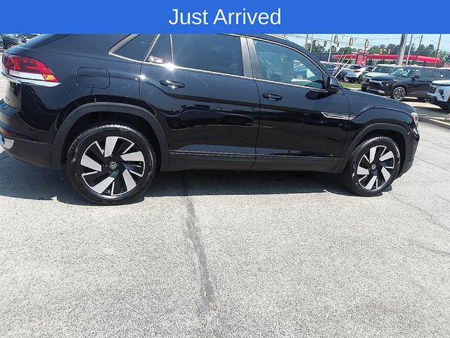 Used 2025 Volkswagen Atlas Cross Sport SE AWD/4WD image 8