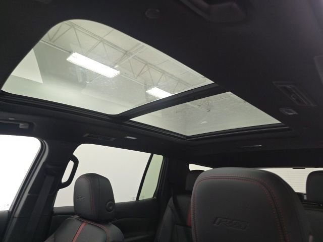 New 2026 Chevrolet Traverse RS image 21