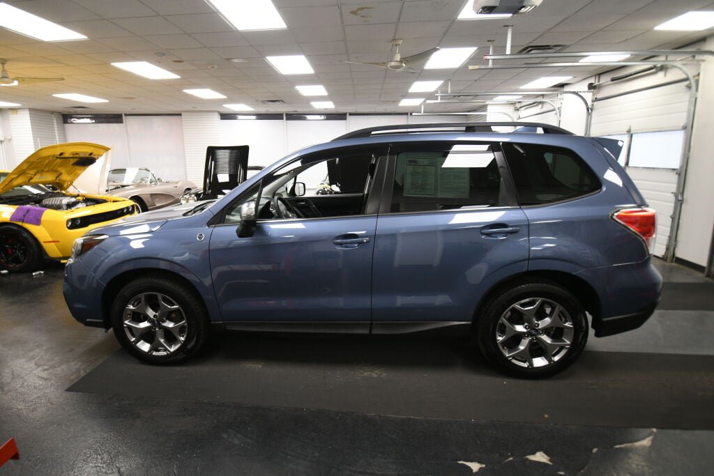 Used 2018 Subaru Forester 2.5i Touring w/ 50th Anniversary Edition AWD/4WD image 5