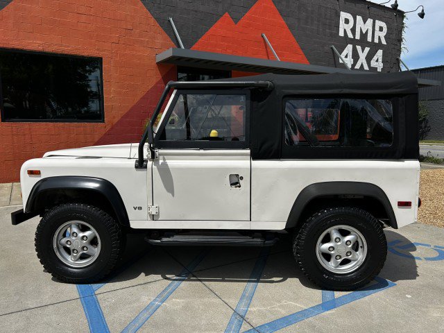 Used 1995 Land Rover Defender 90 AWD/4WD image 4