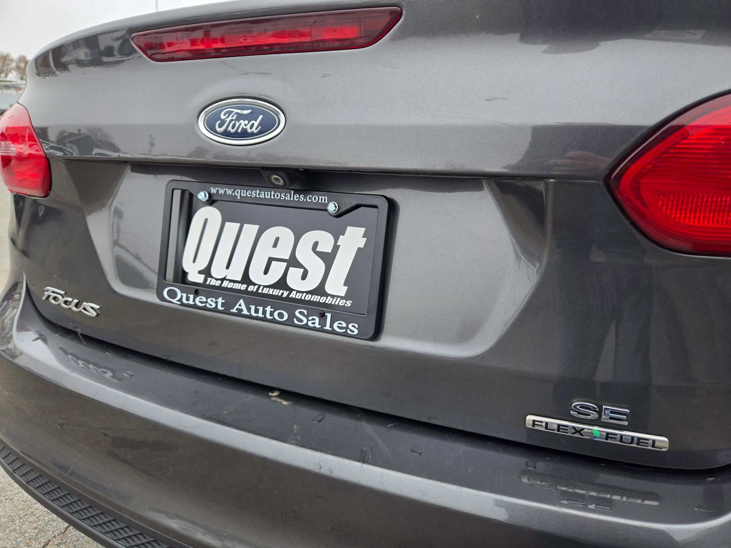 Used 2016 Ford Focus SE FWD image 19